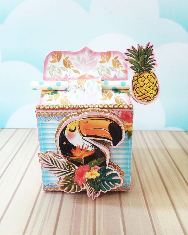 Flamingo Theme Box with Straw. Flamingo theme Treat Boxes. Flamingo Party decor and gift boxes. Candy Box, Treat Box, Goodie Bag.